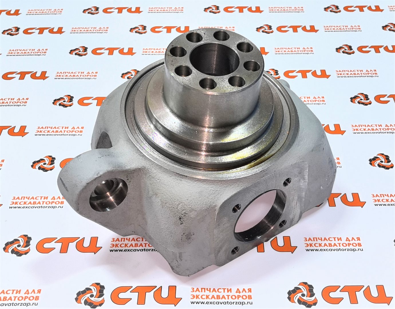 Кулак поворотный ZGAQ-04917 левый переднего моста экскаватора поргузчика Hyundai H940S